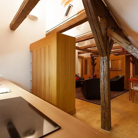 At The Foot Of Castle Appartement