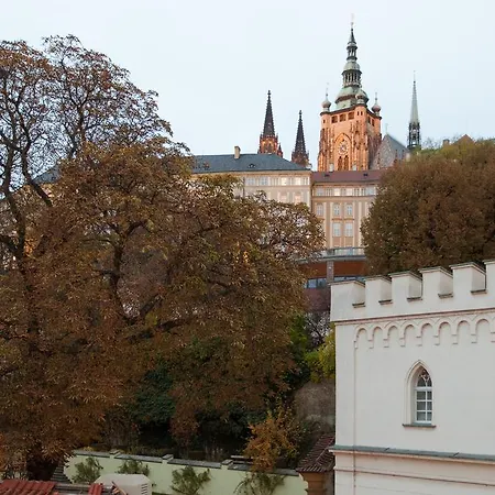 At The Foot Of Castle * Praag